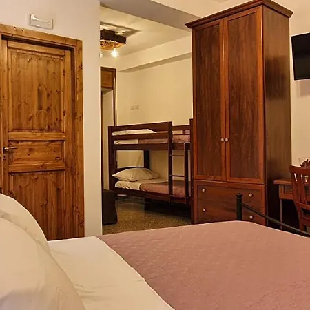 Il Covo Dei Re Bed & Breakfast *