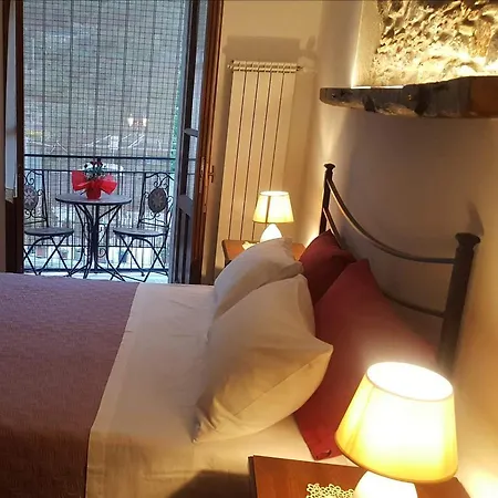 Il Covo Dei Re Bed & Breakfast *