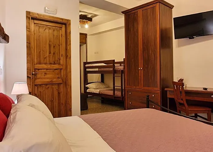 Il Covo Dei Re Bed & Breakfast 3*
